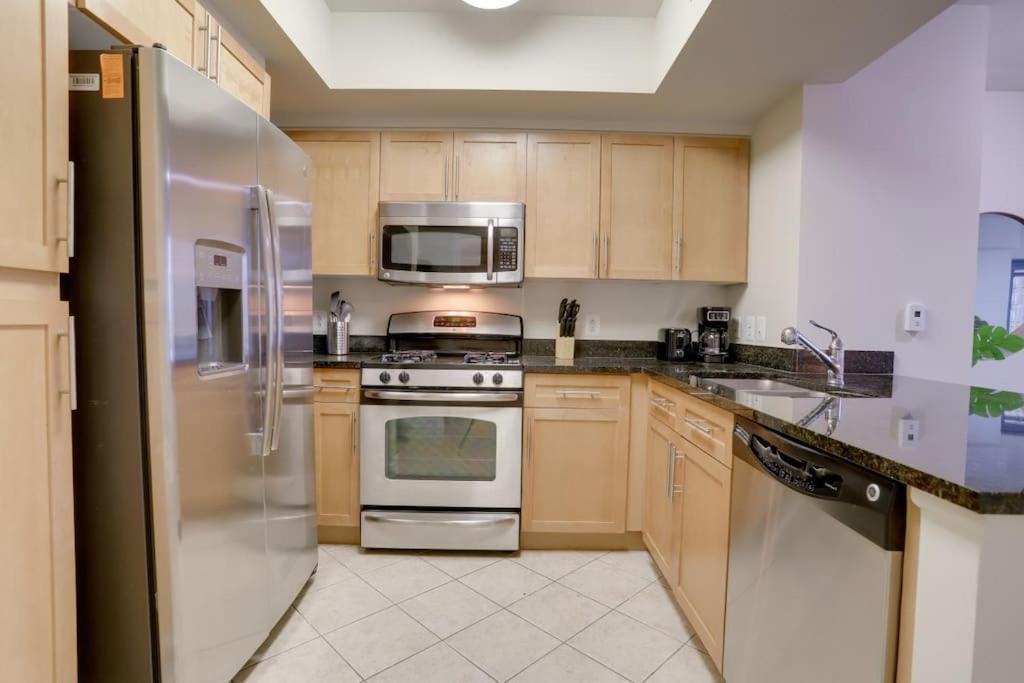 Condo With Gym And Pool In Pentagon City 8Min To Dca Arlington Exterior foto