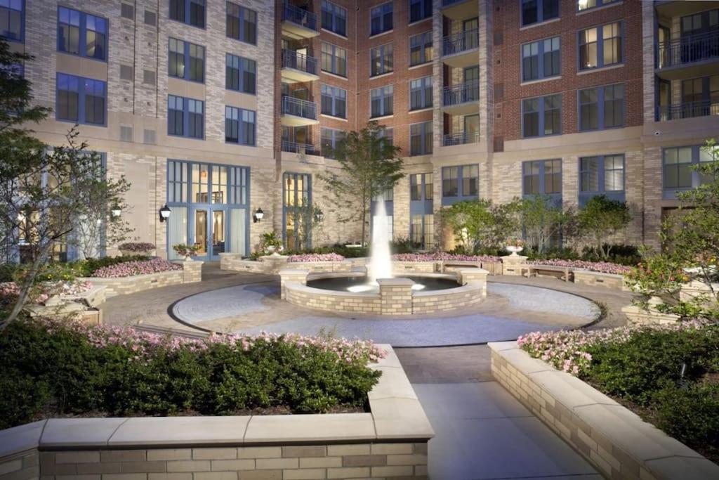 Condo With Gym And Pool In Pentagon City 8Min To Dca Arlington Exterior foto